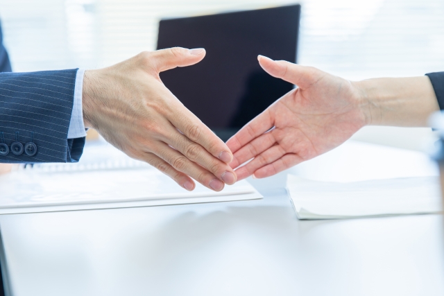 カーテンOEM成功の鍵！信頼できるパートナーを選ぶポイント6選